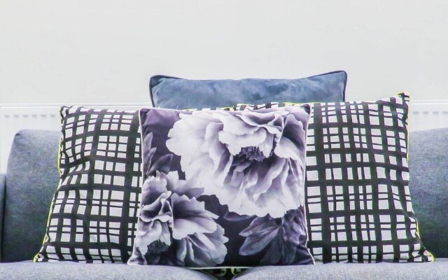 Tudors - Yellow Suite - Free Parking