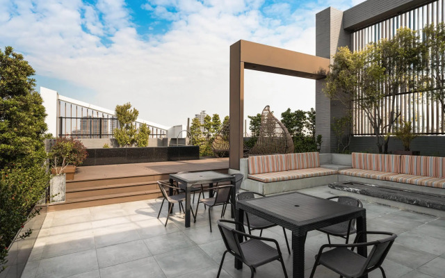 Oinn Hotel & Hostel Tainan
