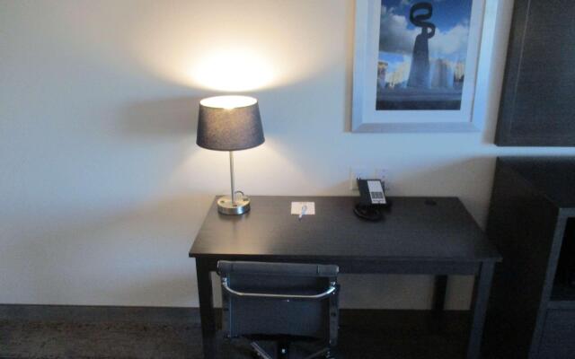 Best Western Plus Roland Inn & Suites