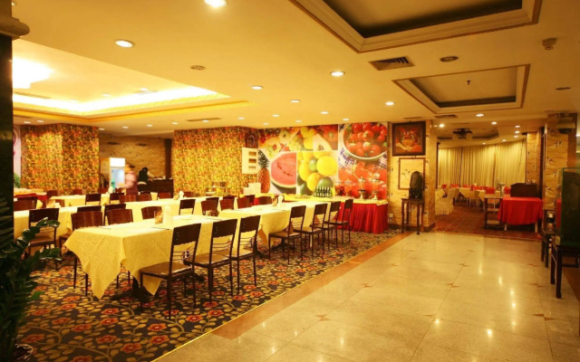 Century Plaza Qidu Hotel
