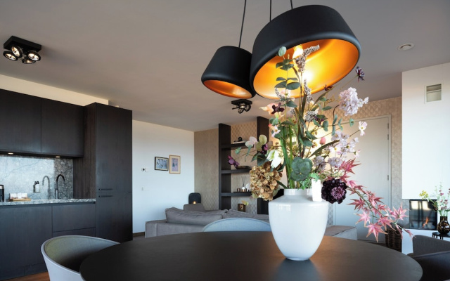 Luxury Seaview Apartment for 4