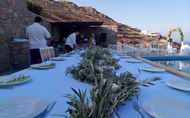 Luxury Villa With Breathtaking Infinite Sea View and Private Pool