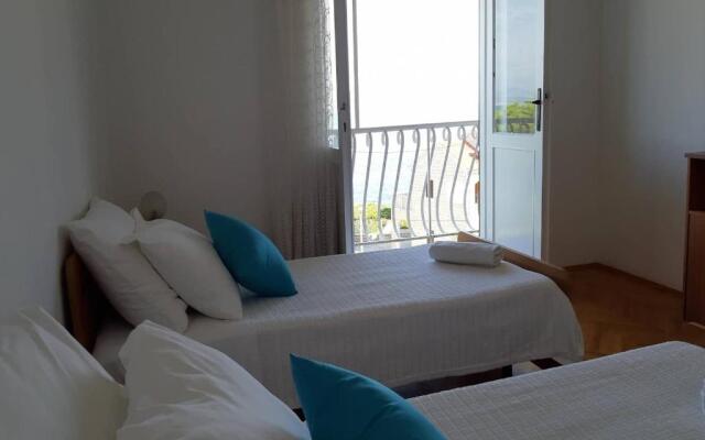 Apartments Mar - 50 m from beach