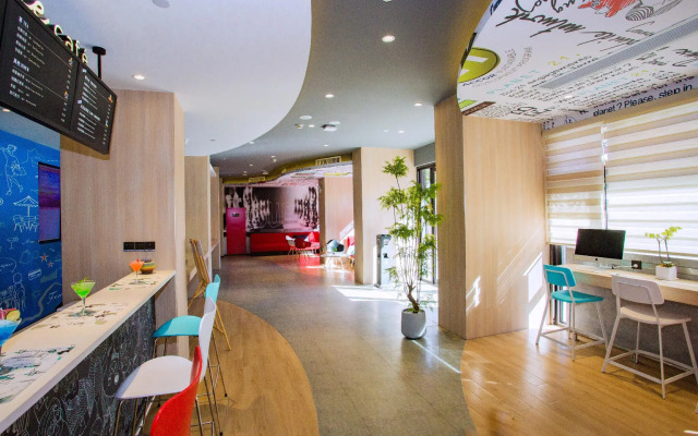 Ibis Kunming Beijing Rd