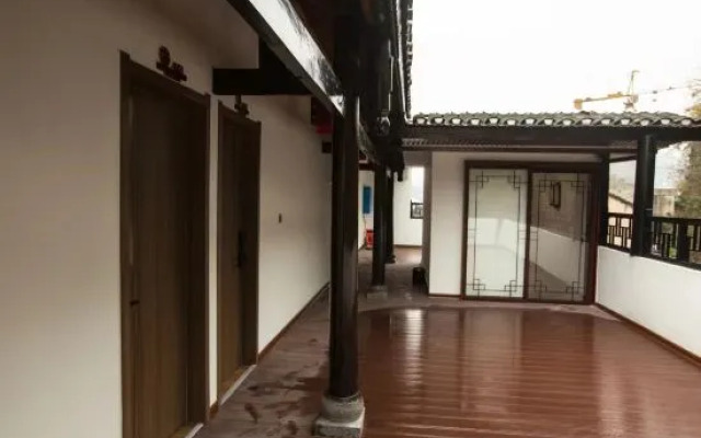 Attraction Zhong Inn (Biancheng Chayu Scenic Area)