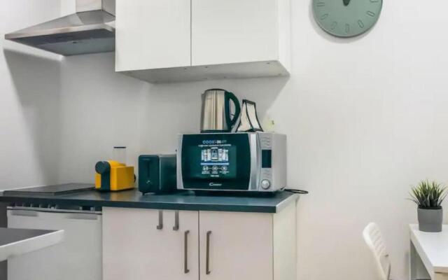HOME4U - Secret Studio in City Center