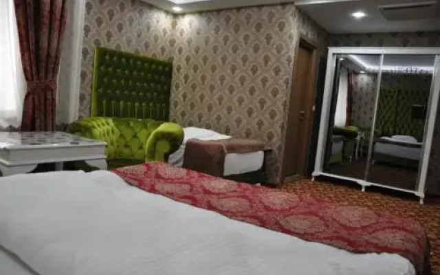 Mus Mir Hotel Saray