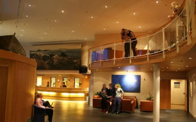 Ulsteinvik Vandrerhjem og Sommerhotell