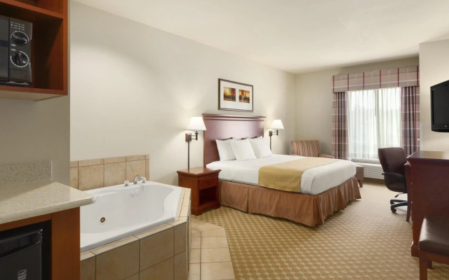 Sleep Inn & Suites Center