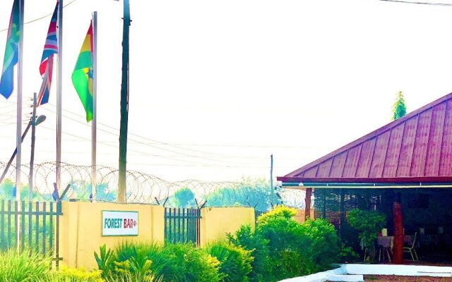 Sundowner Lodge
