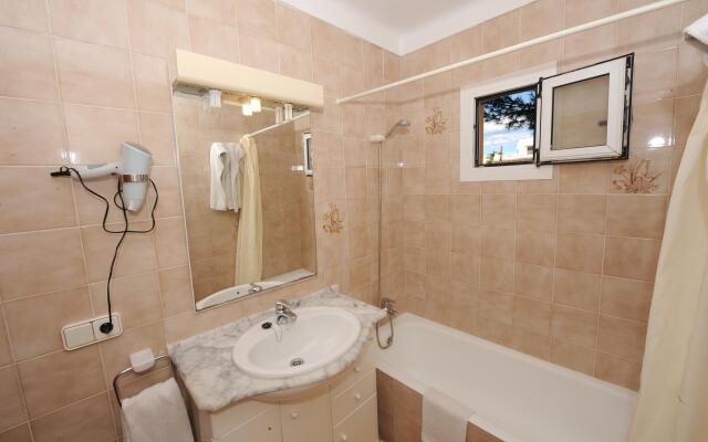 Apartamentos Playa Ferrera
