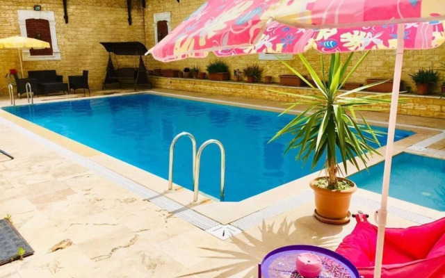 Luxury Villa With Private Pool in Kusadasi