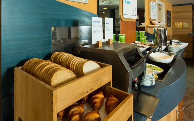 Holiday Inn Express Burton Upon Trent by IHG