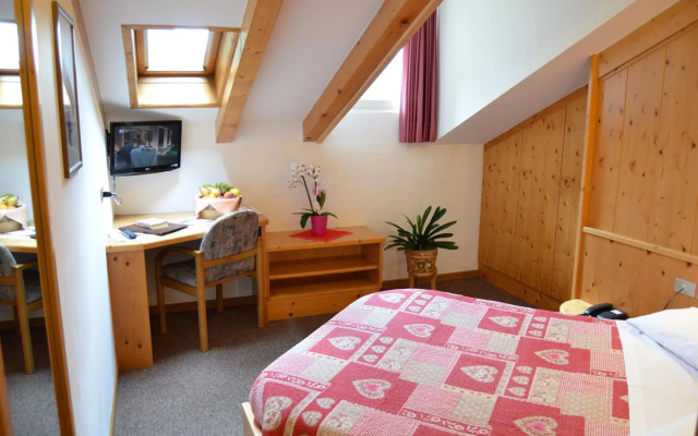 Hotel Ladina