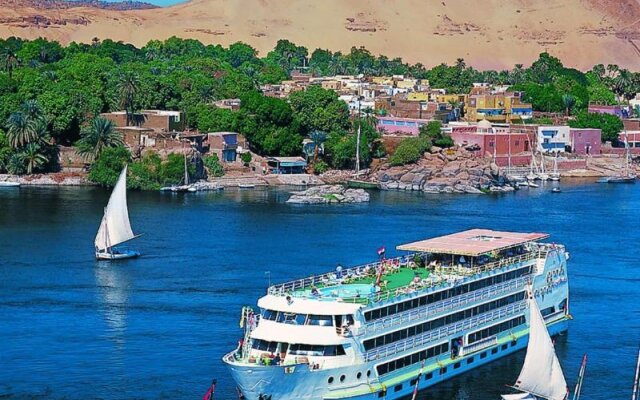 Sunrise Mahrousa Cruise 4&7 Nights From Luxor