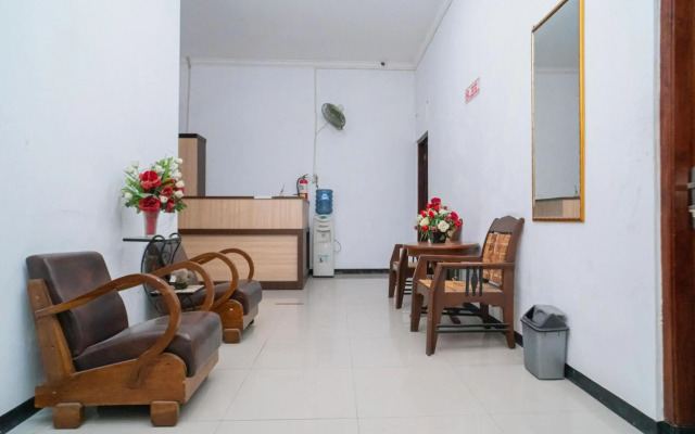 OYO 1137 Ndalem Panularan