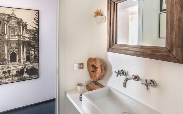 Paintings House Noto