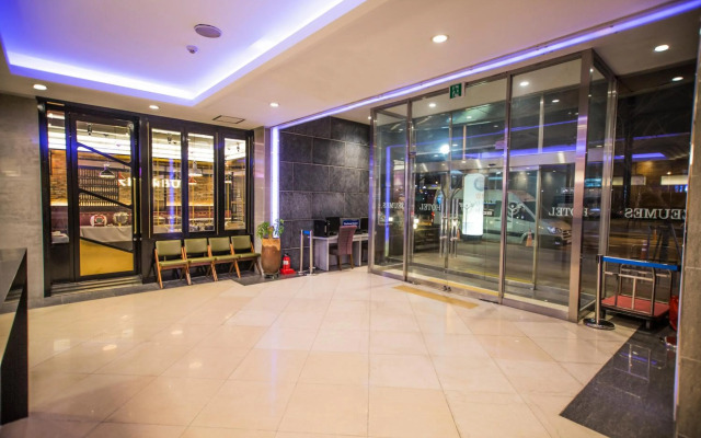 Incheon Airport Hotel Zeumes