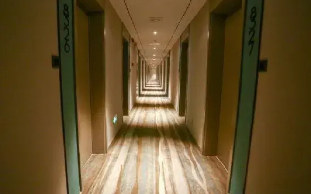 Yuxian Magnolia Garden Hotel