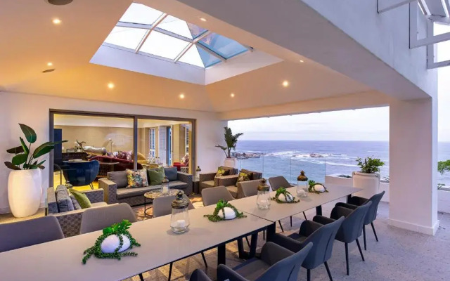 Clifton YOLO Spaces – Clifton Mansion Villa