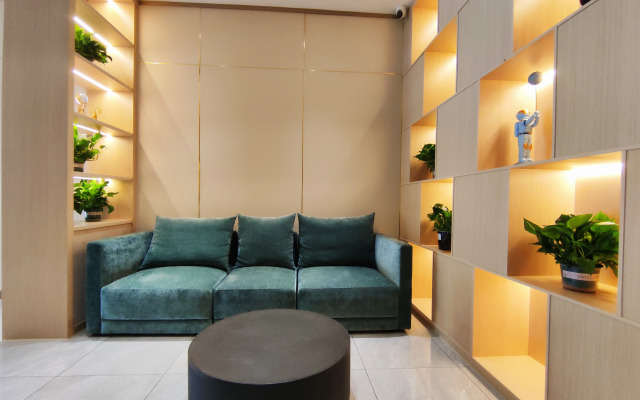GreenTree Inn Smart Select Hotel (Hong'an Economic Development Zone Branch)