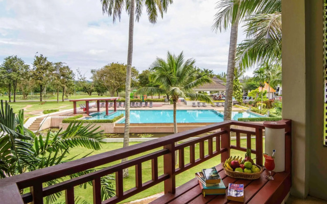 The Nouveau Chumphon Beach Resort & Golf