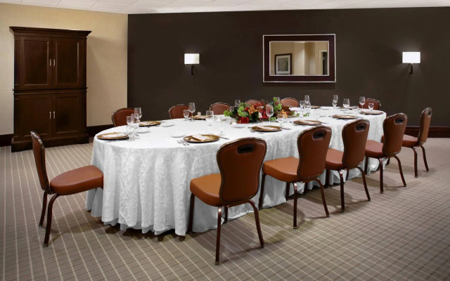 Sheraton Houston Brookhollow Hotel
