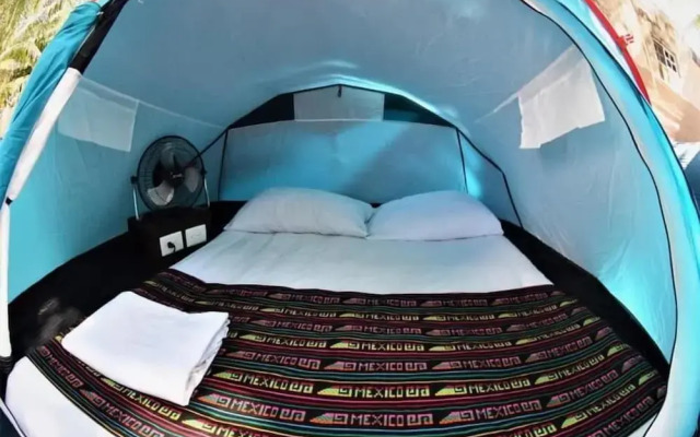 Kin Hostal and Camping