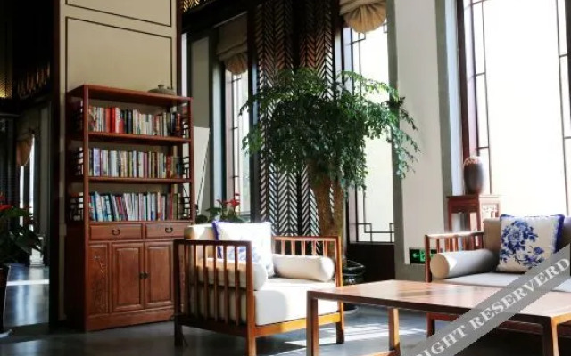 Luyi Resort Hotel