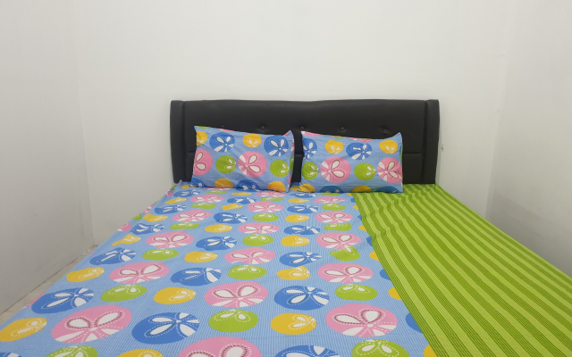 OYO 3508 Griya Aisyah Karah Syariah