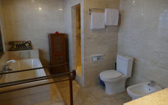 Nusa Indah Bungalows & Villa