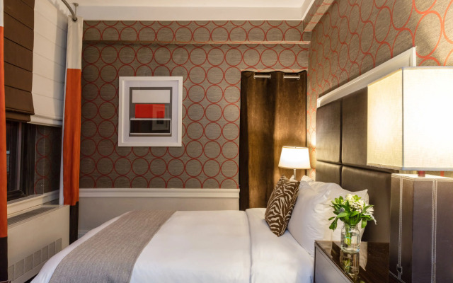 Empire Hotel