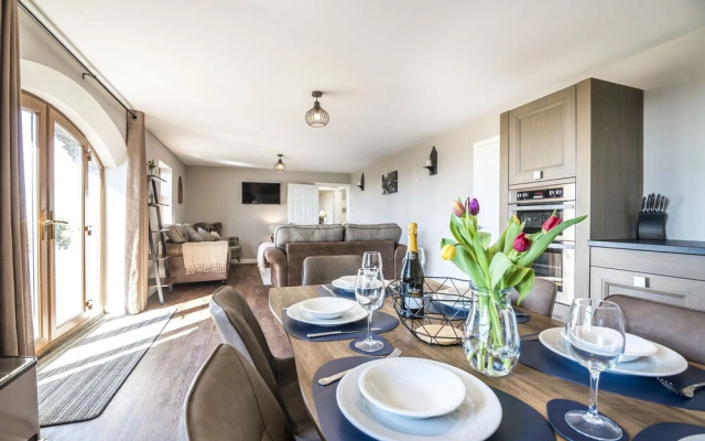 The Beacon - 3 Bed - Ludchurch
