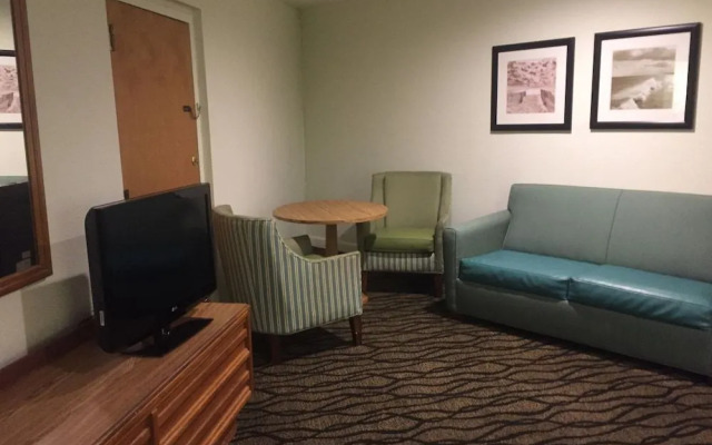 Ocean Sands Beach Boutique Inn - Stay At the Beach