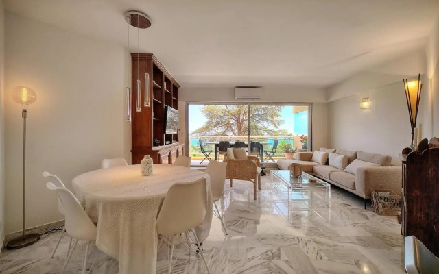 A2B232 Bel appartement vue mer et proche plage