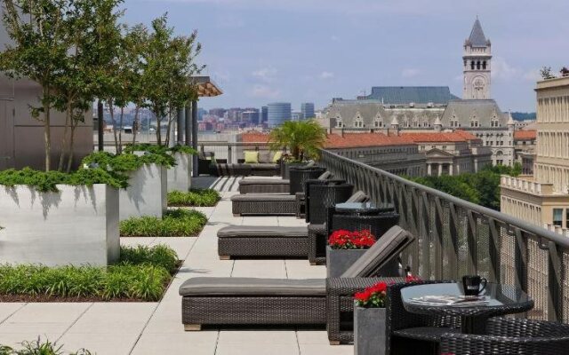 Newseum Residences at Penn Ave ExecuStay