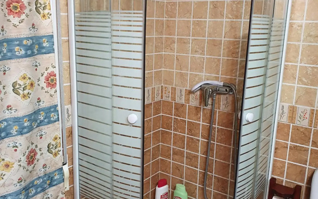 Amplia y luminosa buhardilla & total independencia