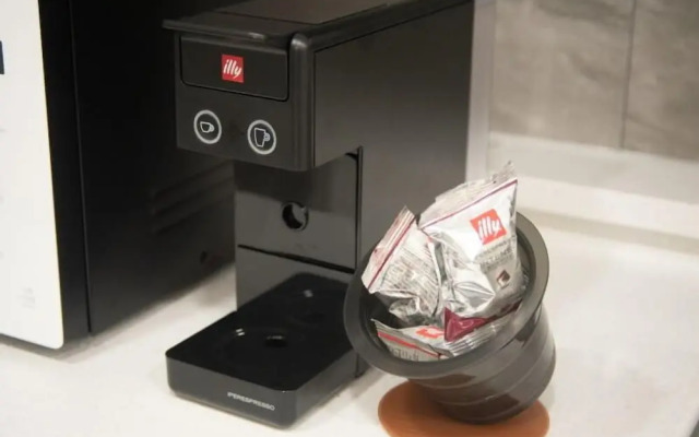 Poolstory 6 pool villa