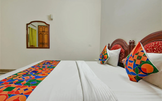 Fabhotel Singh Suite