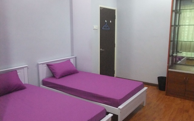 iBook 1 - Luxury Holiday Homestay