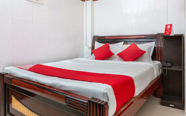 OYO 19396 Cristal Residency