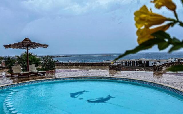 Private Sea & Mountains View Pool Apartment A1G2