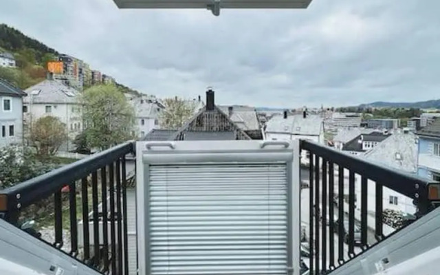 Apartment With Loft and Window Balcony