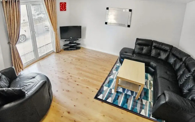 Thistle Apartments - King's Apartment