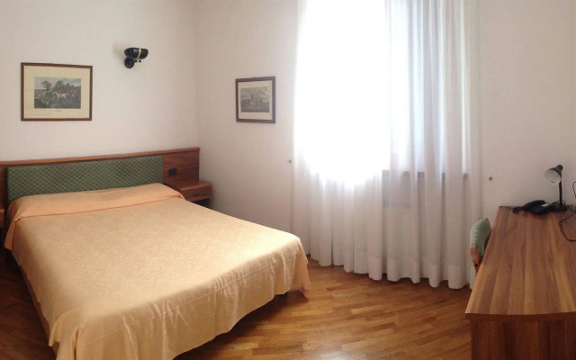 Rege Residence Milano Linate