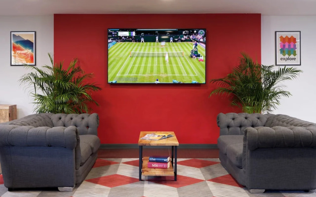 Student Only Asa Briggs House