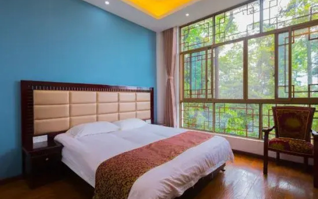 Emeishan Friendship Hotel