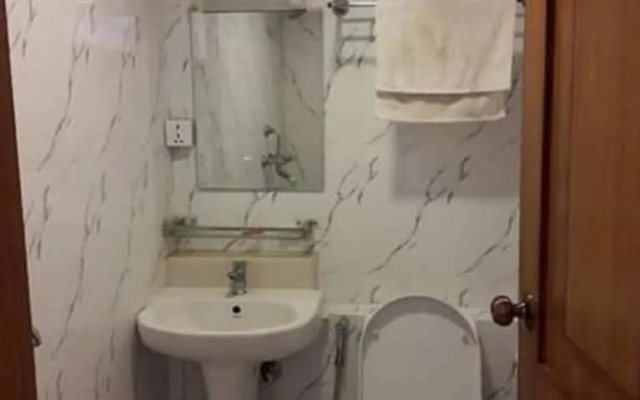 Saanvi Hotel