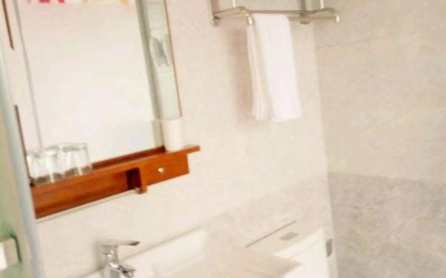 Xinyue Lishui Holiday Hotel