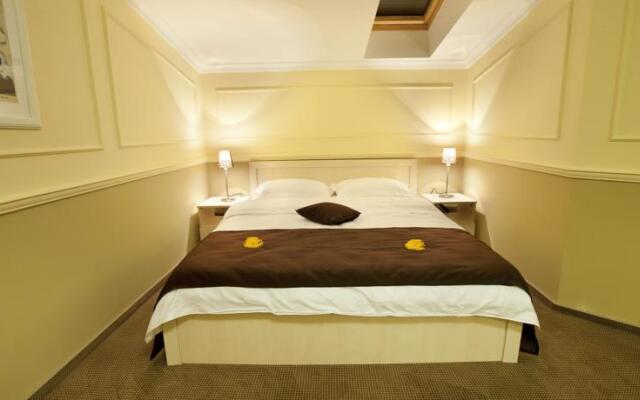 Hotel Hanu' Berarilor